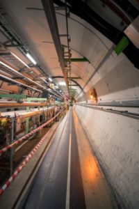 tunnel sotterraneo del cern di ginevra